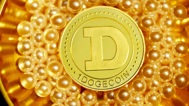 261 miljoen Dogecoin verplaatst in één transactie terwijl mysterieuze onchain-activiteit doorgaat