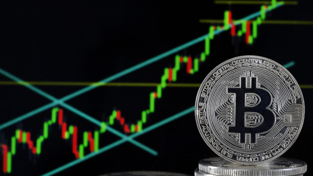 'A Huge Deal' - Bitcoin stijgt plotseling als de prijs van Ethereum, BNB, Solana, Cardano en XRP Rocket