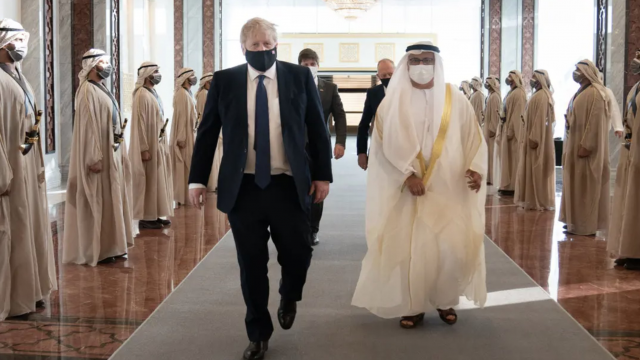 Bitcoin stijgt, aandelen springen, als leiders handelen