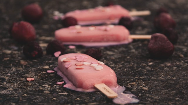 Cardano-prijs omhoog en omlaag te midden van lancering SundaeSwap