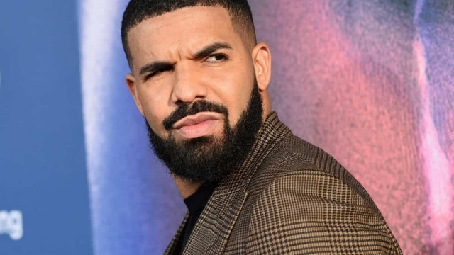 Drake maakt een Bitcoin-weddenschap van bijna $ 1,3 miljoen op aanstaande Super Bowl-wedstrijd