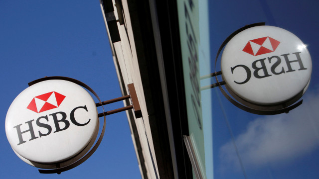 HSBC koopt virtueel stuk grond in digital push